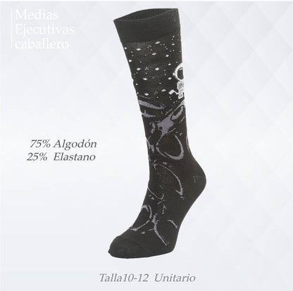 MEDIA CASUAL DIVERTIDA DISEÑO DE ASTRONAUTA