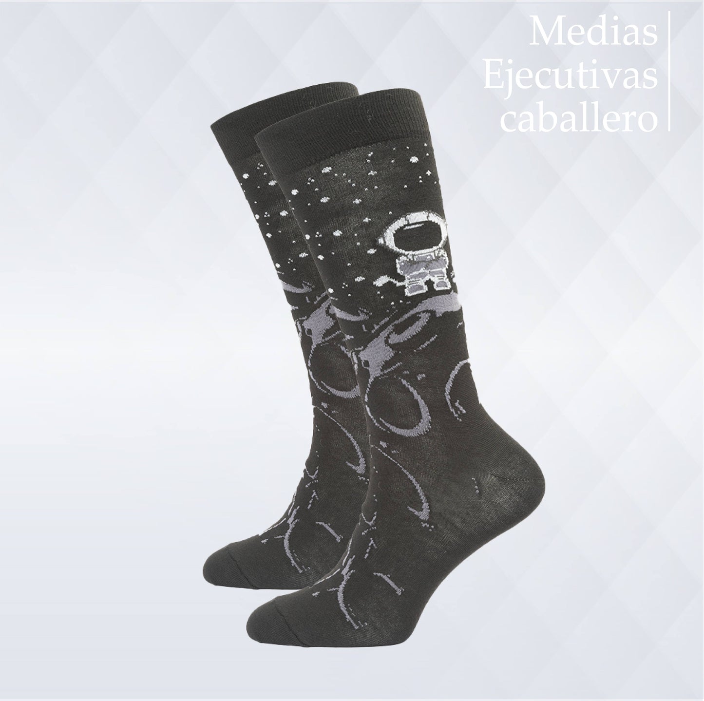 MEDIA CASUAL DIVERTIDA DISEÑO DE ASTRONAUTA